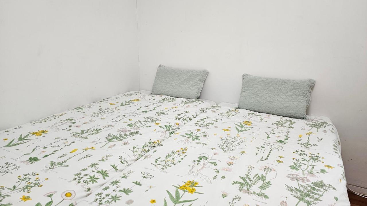 Guesthouse The Kims Сеул Экстерьер фото