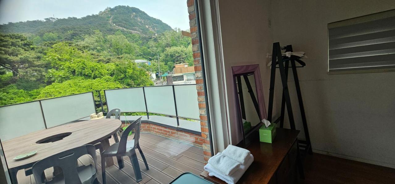 Guesthouse The Kims Сеул Экстерьер фото