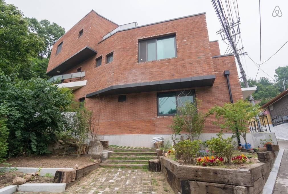 Guesthouse The Kims Сеул Экстерьер фото